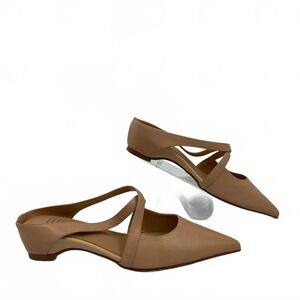 Riley River Tan Aluna Cross Flats | Women’s US 8